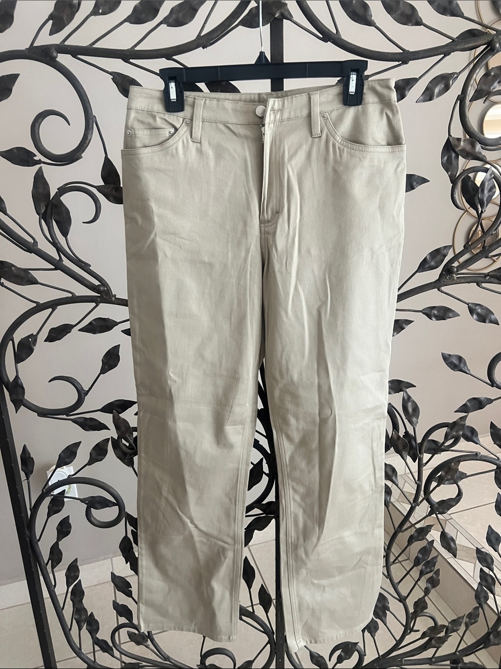 Ann Taylor Loft Women's Straight Leg Jeans in beige
